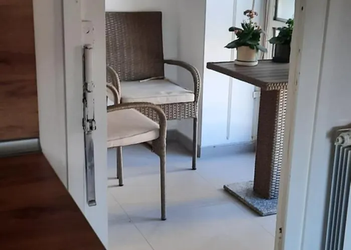 Jabuka דירה טוזלה