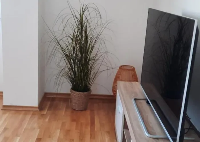 Jabuka דירה טוזלה