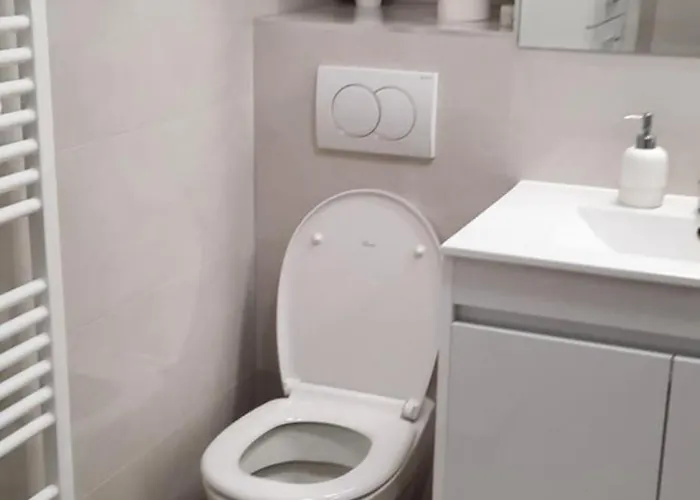 Jabuka דירה טוזלה